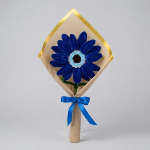 The Sapphire Eye Bouquet